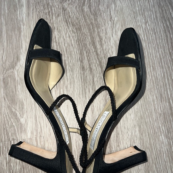 Spanish Leather Collection by Sergio Zelcer Black Heels - Picture 5 of 8